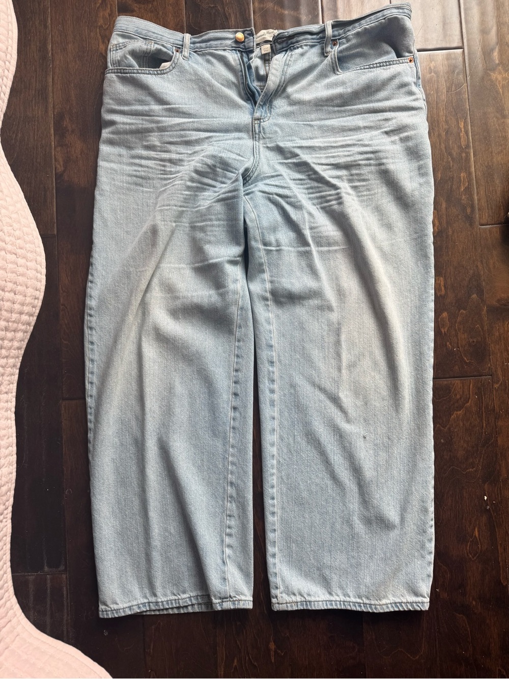 Universal Thread Light Blue Wide Leg Jeans